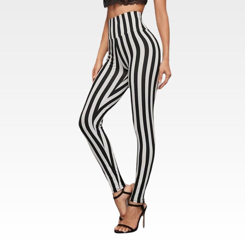 Vertical Black&White Stripes Leggings