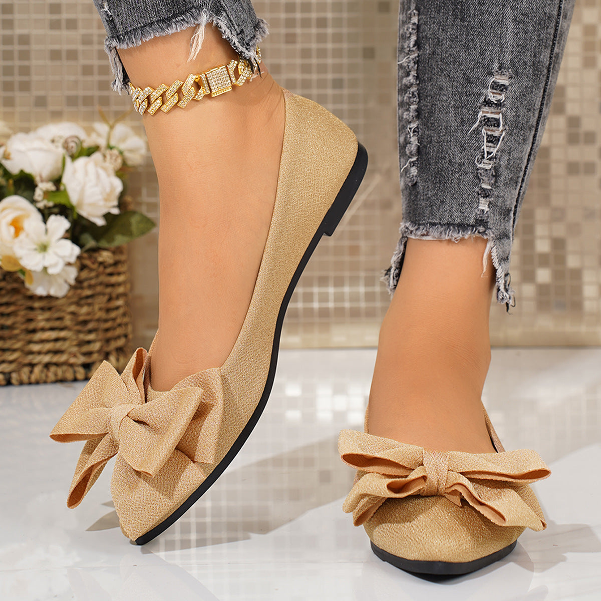 Bow-tie Pointed-toe Shoes